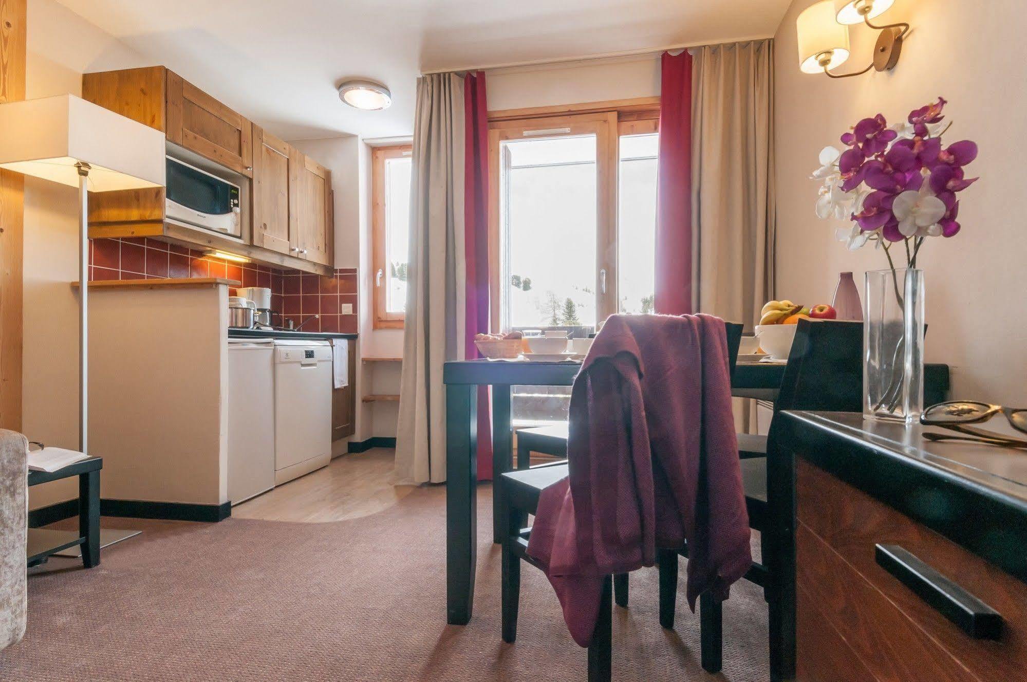 لا بلاني Residence Pierre & Vacances Le Quartz المظهر الخارجي الصورة